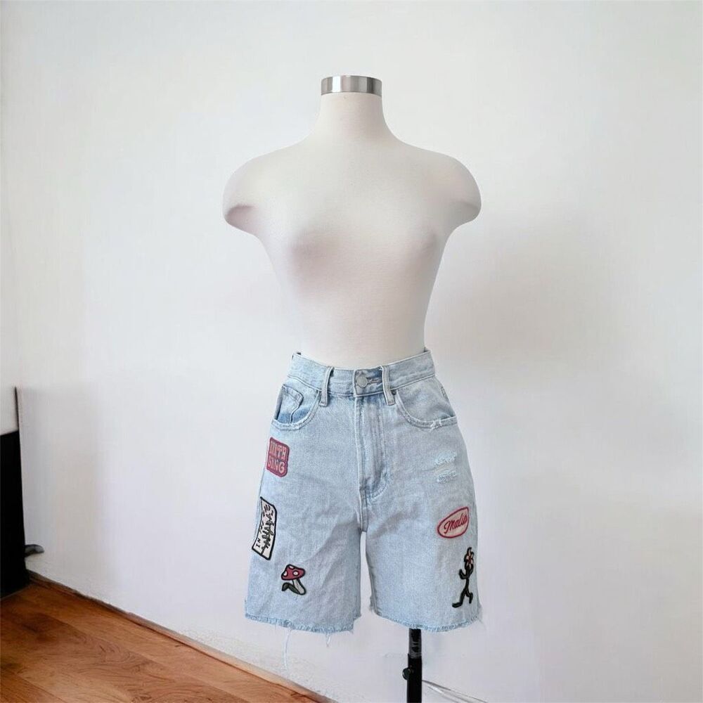 PacSun Dad Shorts Jean Patch 25” Denim Distressed Blue Light Appliqué